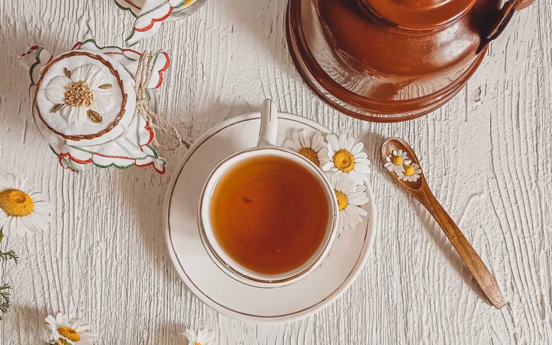 Comment préparer le thé blanc parfait : astuces et conseils de dégustation avec Mariage Frères